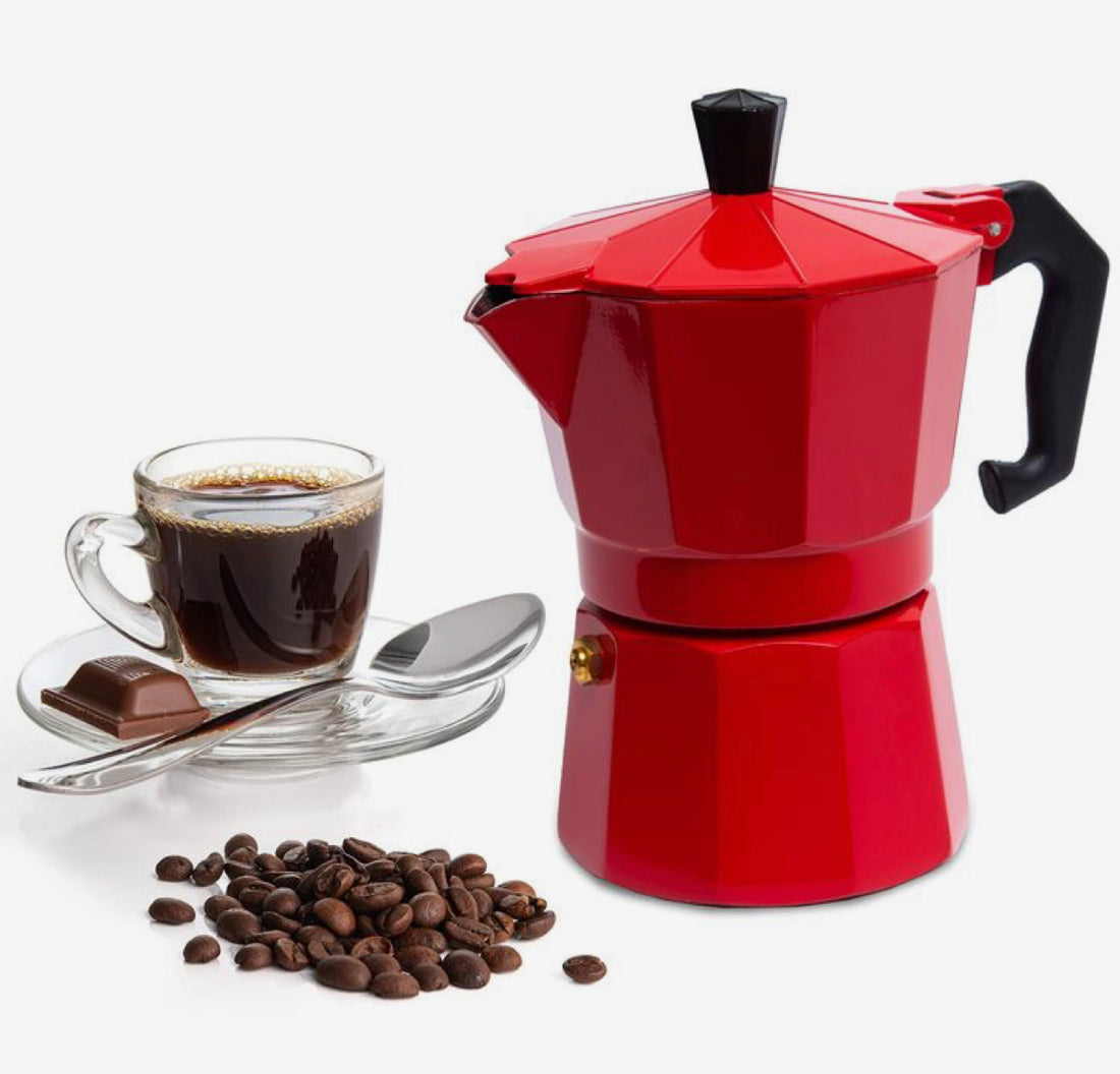 Cómo preparar café en una cafetera Italiana
